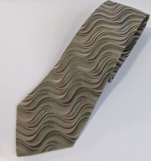 Pierre Cardin Olive Wave Pattern Tie 4" Wide At The Base.